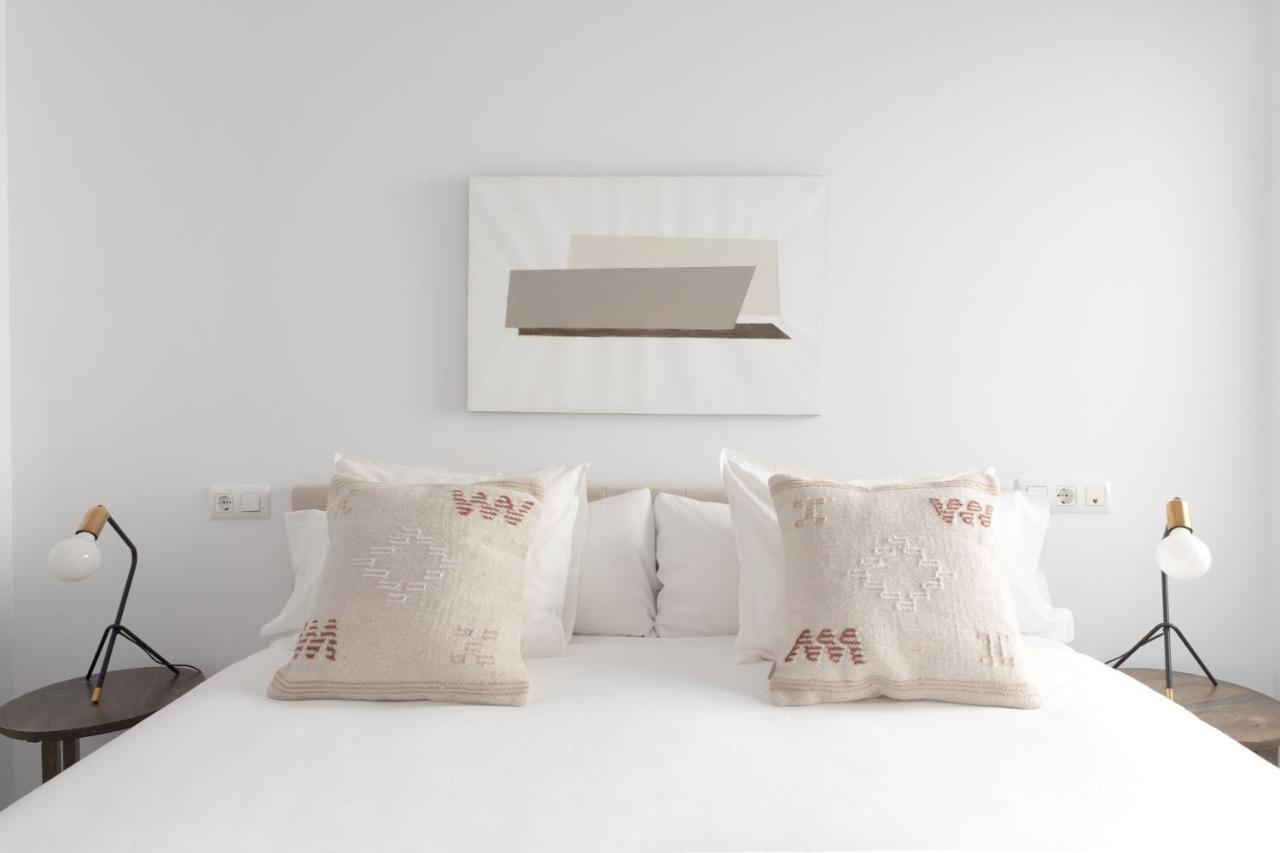 Suites Maestranza - Puerta Del Arenal By Magno Apartments Seville Luaran gambar