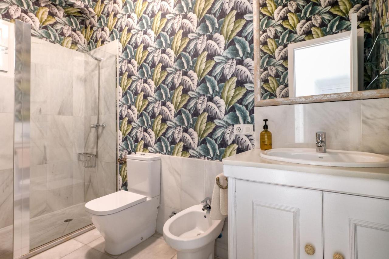 Suites Maestranza - Puerta Del Arenal By Magno Apartments Seville Luaran gambar